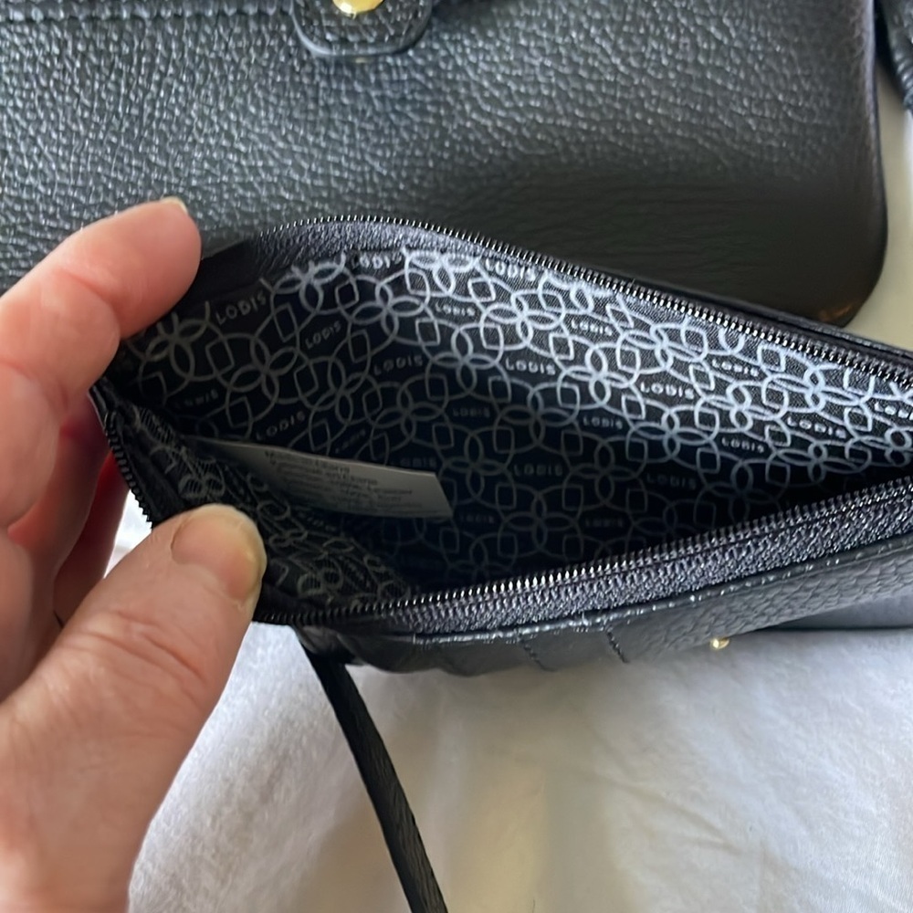 Lodis |Black|Olivia|Leather |Pebbled|Wristlet|Removable Card Stacker Insert|NWOT - Picture 6 of 16